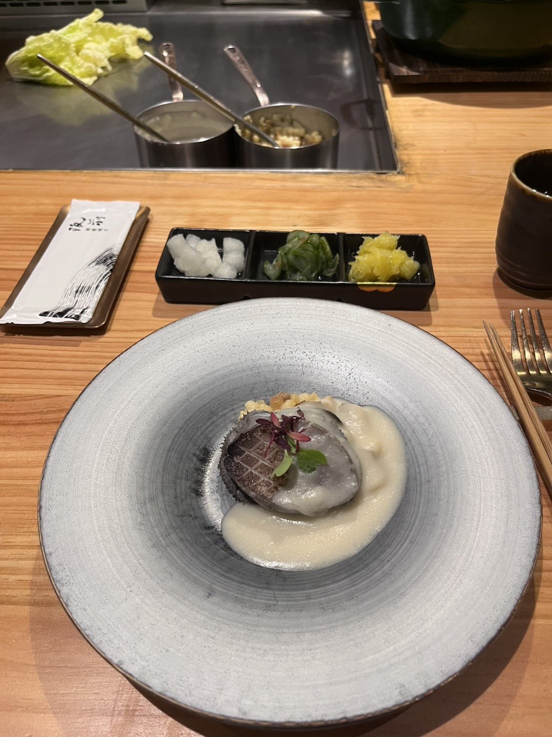 阪前鮑魚佐白醬珍珠麵