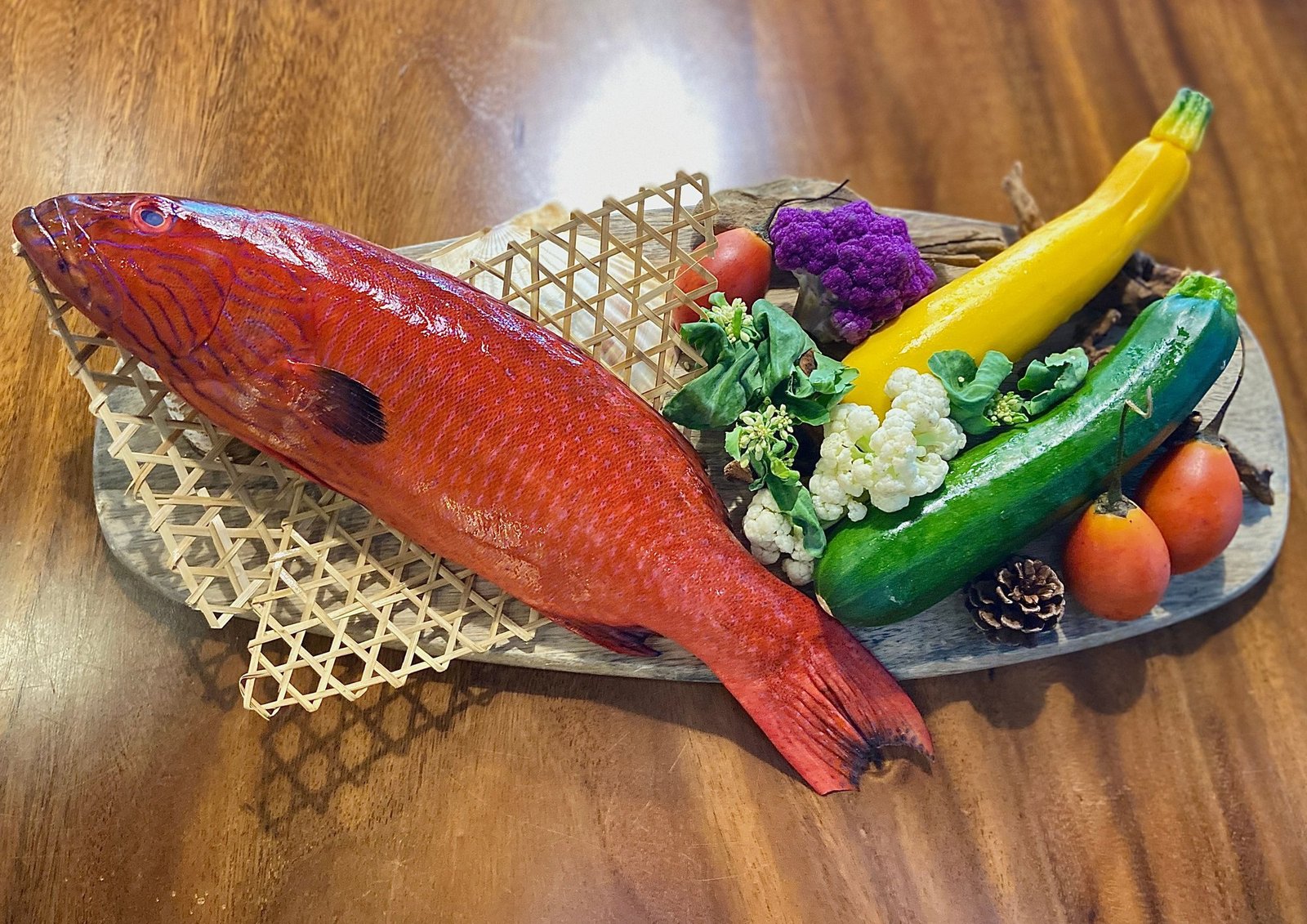 Podium 當季魚獲與蔬菜展示