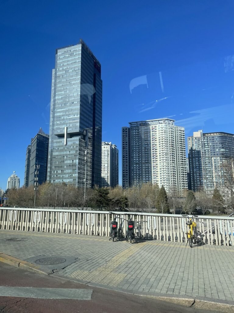 北京夜晚道路與車流