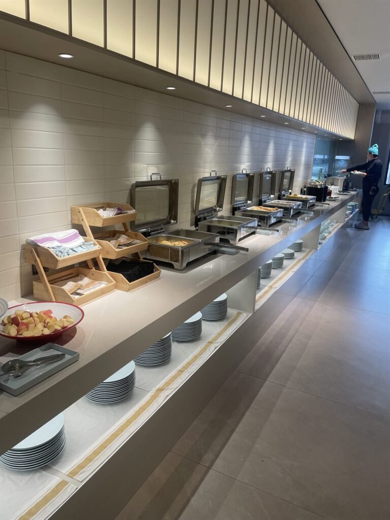 飯店早餐自助吧長檯